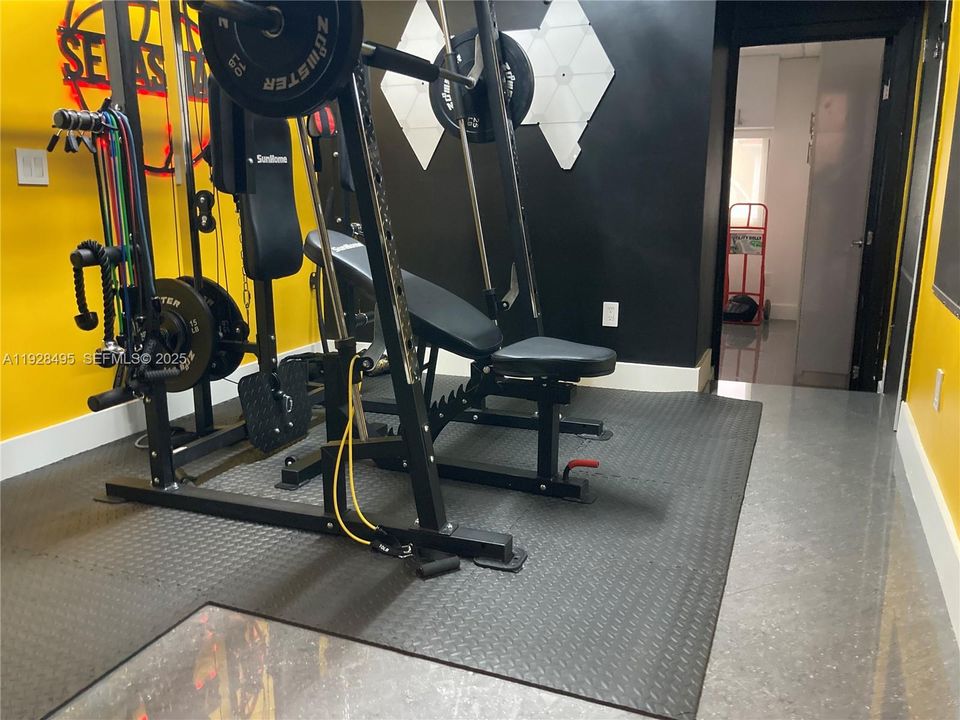 For Rent: $7,000 (4 beds, 4 baths, 2492 Square Feet)