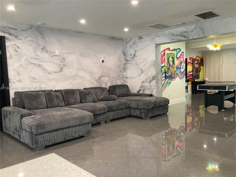 For Rent: $7,000 (4 beds, 4 baths, 2492 Square Feet)