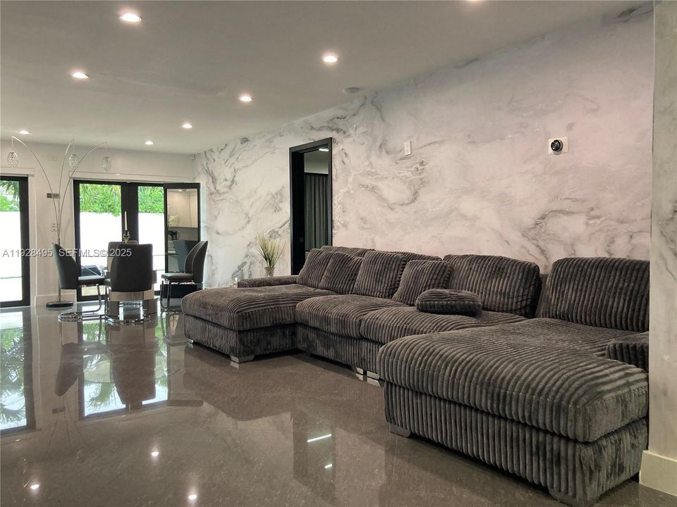 For Rent: $7,000 (4 beds, 4 baths, 2492 Square Feet)