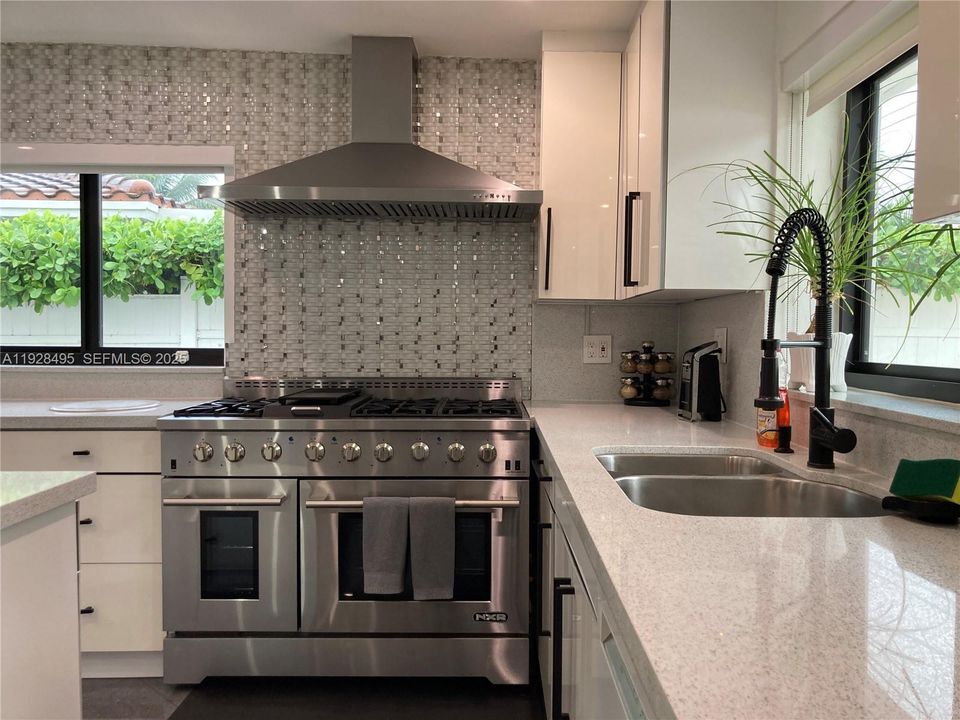 For Rent: $7,000 (4 beds, 4 baths, 2492 Square Feet)