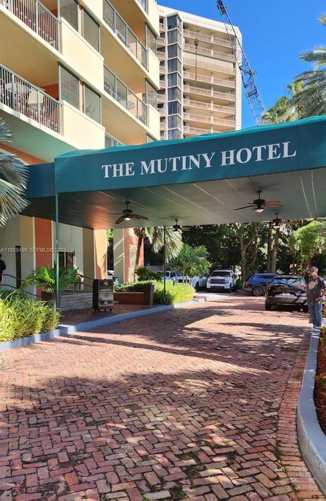 待售: $595,000 (1 贝兹, 1 浴室, 680 平方英尺)