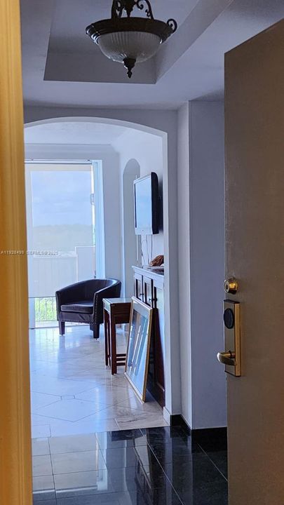 待售: $595,000 (1 贝兹, 1 浴室, 680 平方英尺)