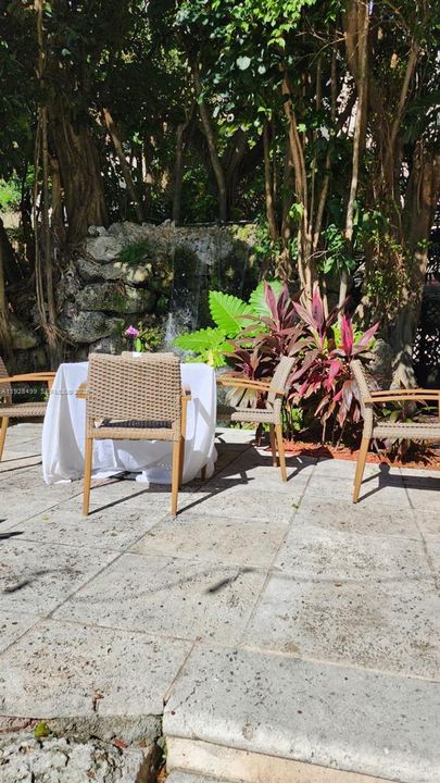 待售: $595,000 (1 贝兹, 1 浴室, 680 平方英尺)