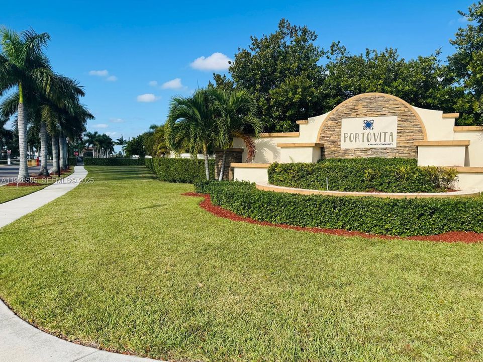 En Venta: $629,900 (4 camas, 3 baños, 2228 Pies cuadrados)