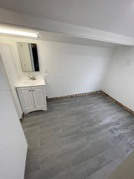 В аренду: $3,500 (3 спален, 2 ванн, 1500 Квадратных фут)