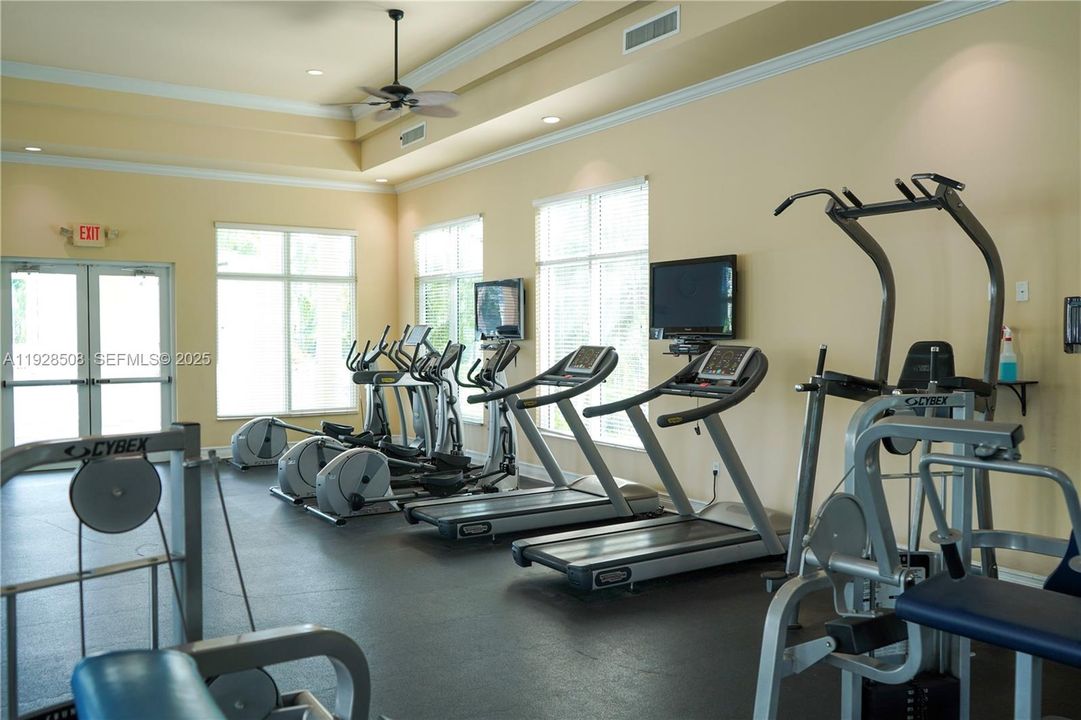 出租: $2,900 (4 贝兹, 2 浴室, 1762 平方英尺)