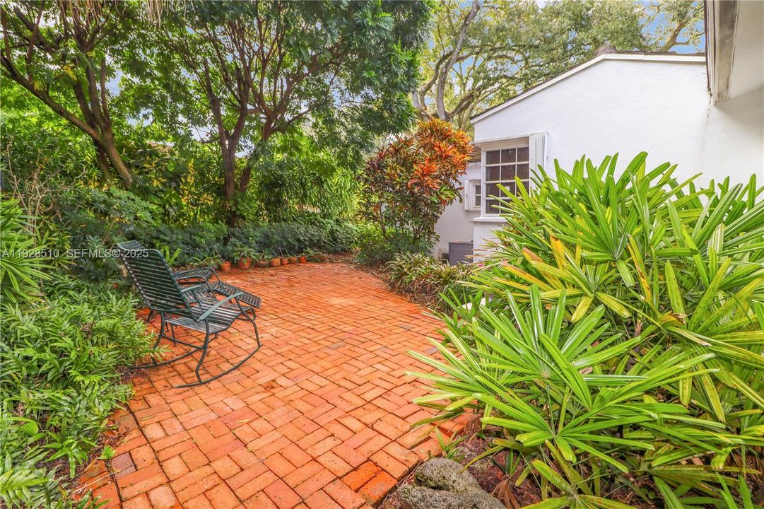 待售: $2,900,000 (4 贝兹, 4 浴室, 3105 平方英尺)