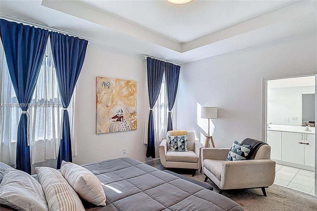 For Sale: $460,000 (3 beds, 2 baths, 1722 Square Feet)