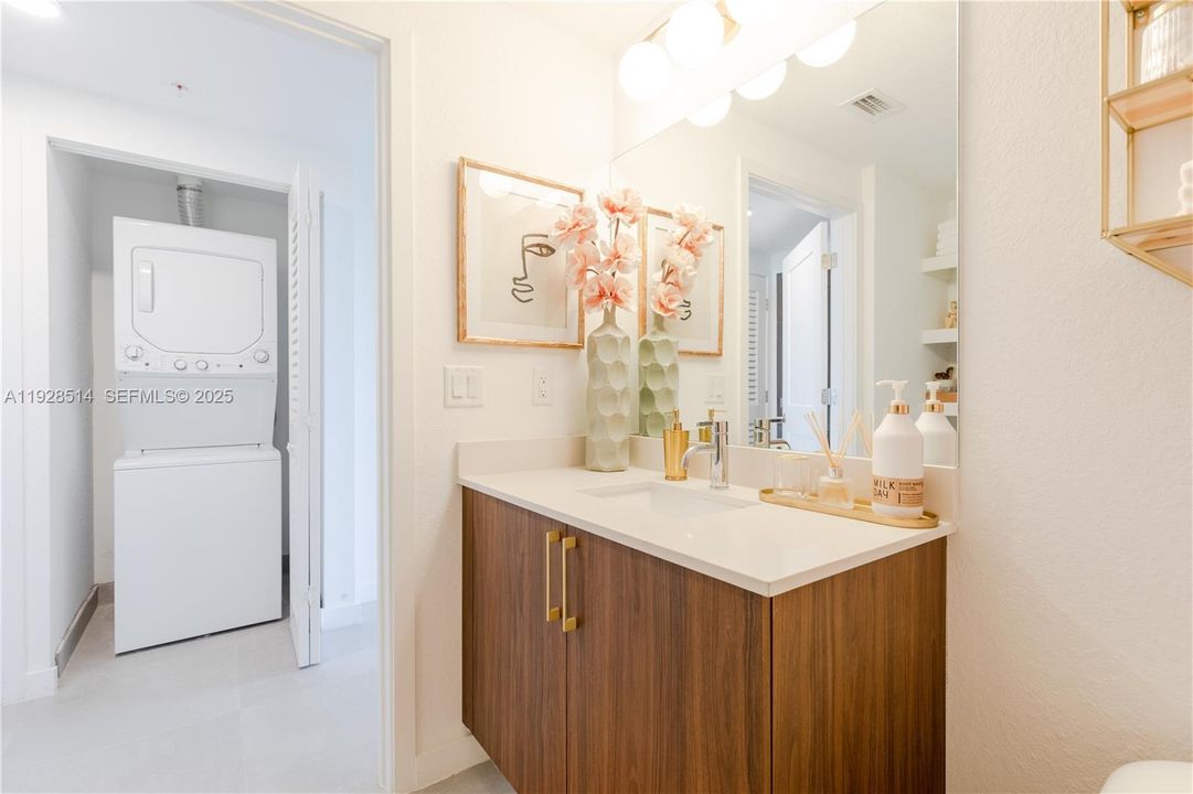 В аренду: $2,259 (0 спален, 1 ванн, 0 Квадратных фут)