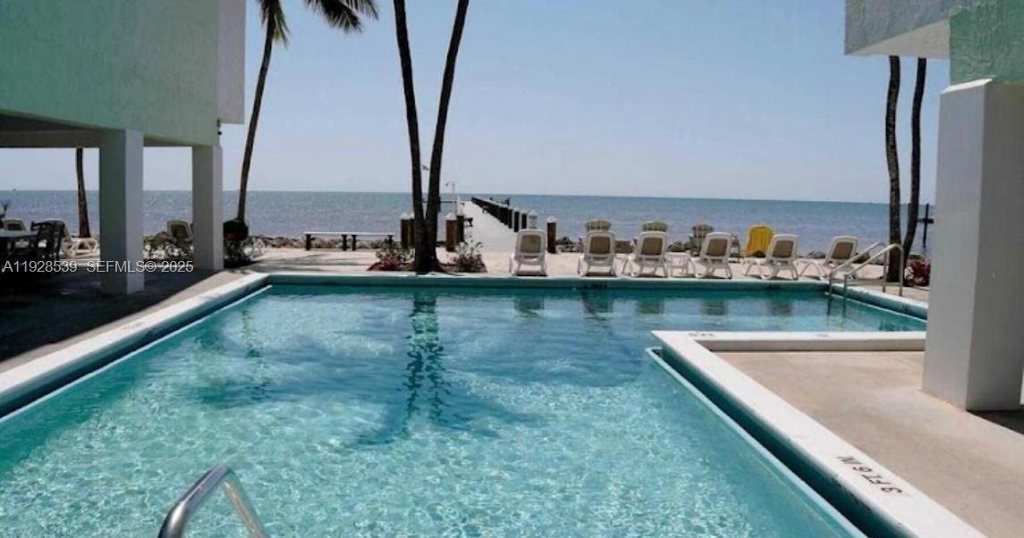 En Venta: $559,000 (2 camas, 2 baños, 1016 Pies cuadrados)