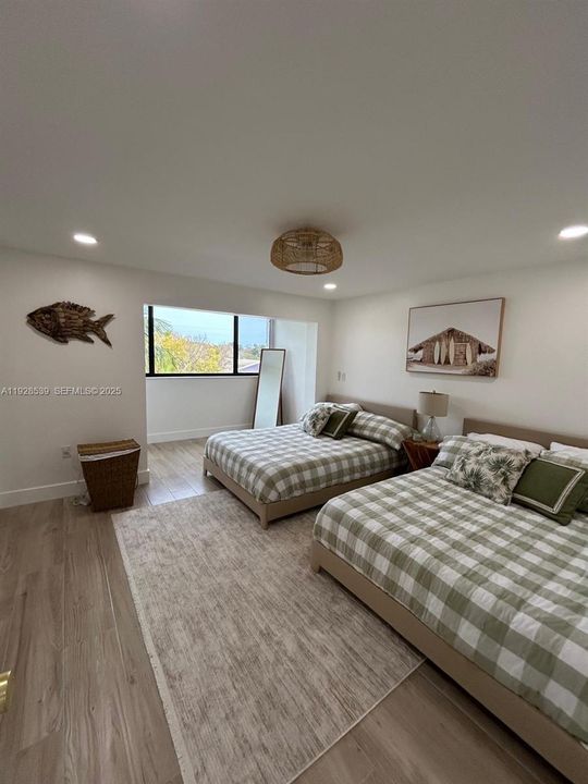 En Venta: $559,000 (2 camas, 2 baños, 1016 Pies cuadrados)