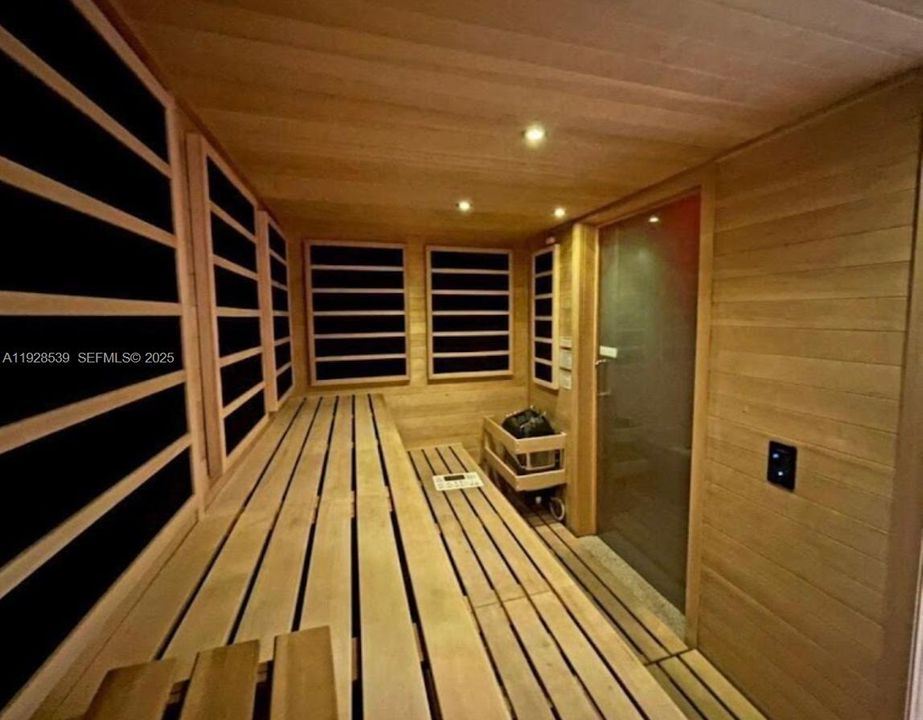 En Venta: $559,000 (2 camas, 2 baños, 1016 Pies cuadrados)