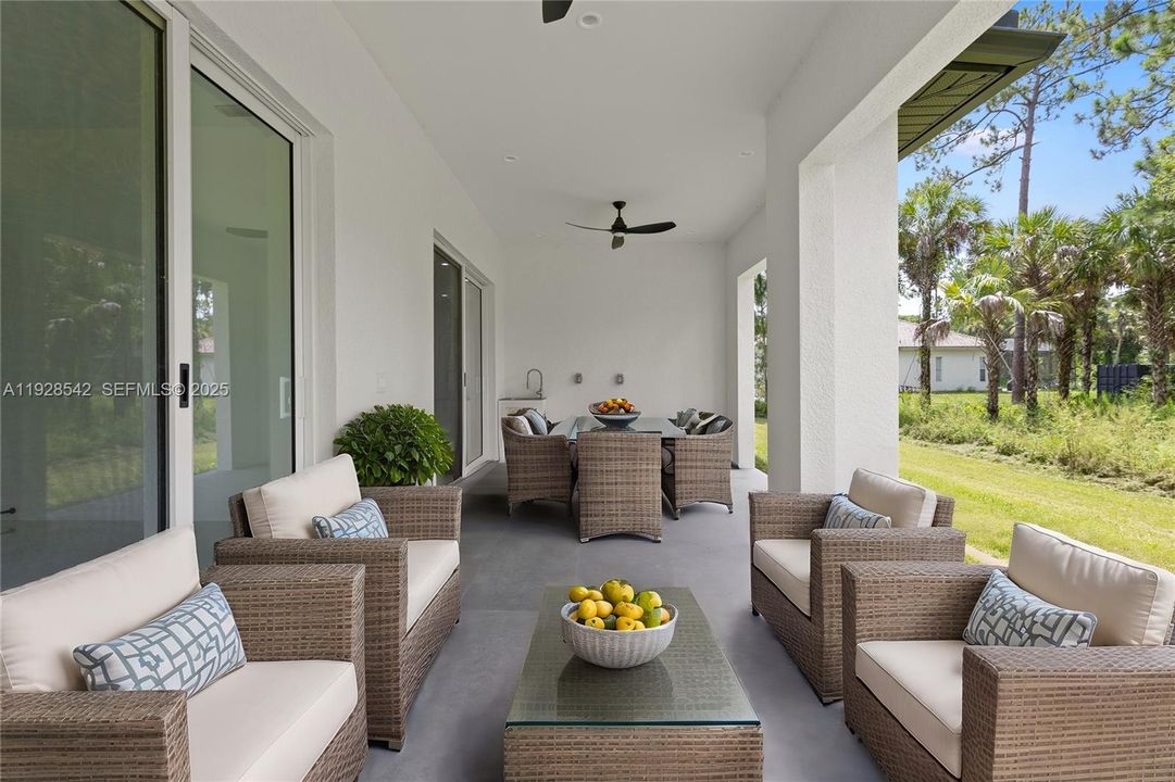 待售: $797,000 (3 贝兹, 2 浴室, 0 平方英尺)