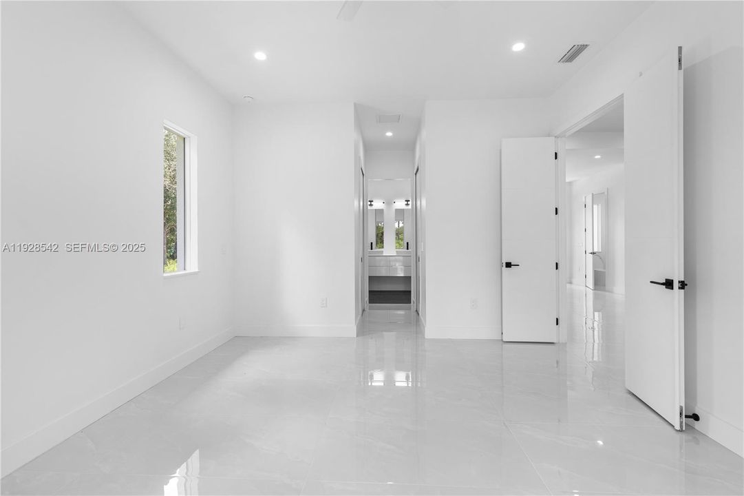 待售: $797,000 (3 贝兹, 2 浴室, 0 平方英尺)