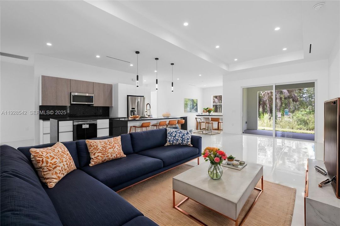 待售: $797,000 (3 贝兹, 2 浴室, 0 平方英尺)