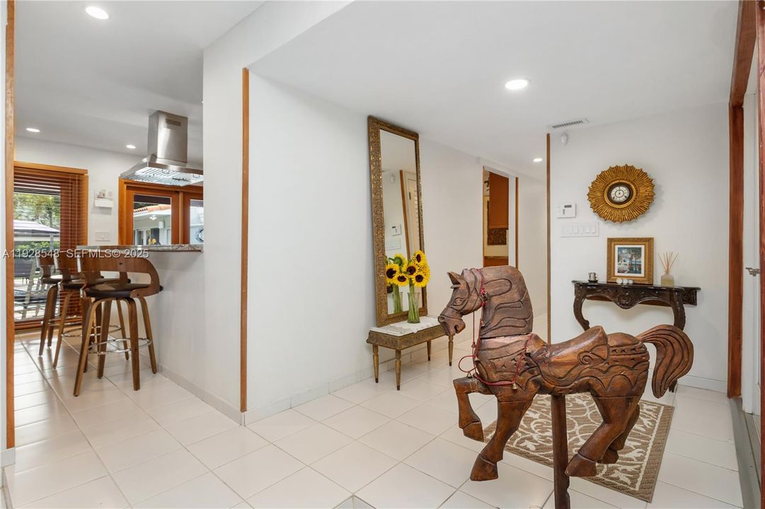 For Sale: $2,399,000 (6 beds, 3 baths, 2967 Square Feet)