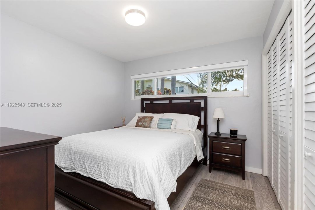 For Sale: $2,399,000 (6 beds, 3 baths, 2967 Square Feet)