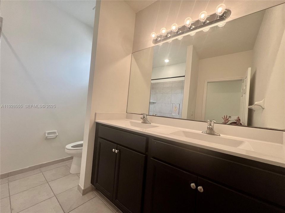 En Renta: $3,300 (3 camas, 3 baños, 1822 Pies cuadrados)