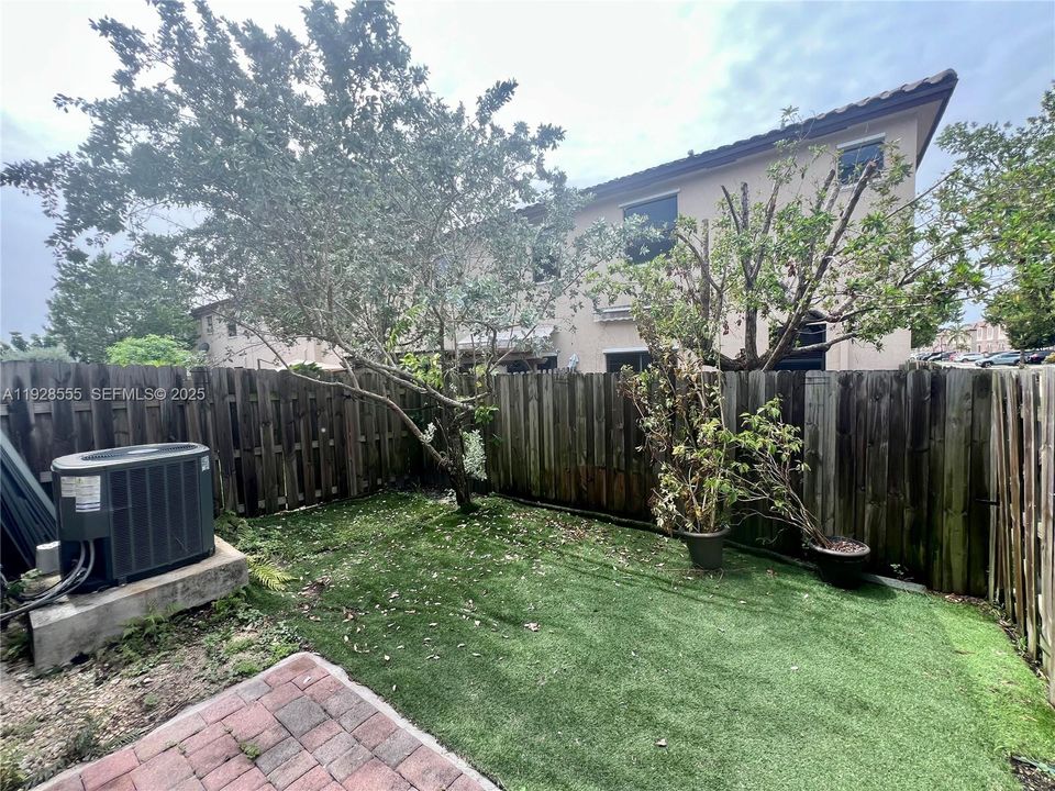 En Renta: $3,300 (3 camas, 3 baños, 1822 Pies cuadrados)