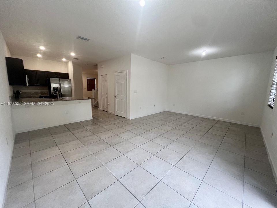 En Renta: $3,300 (3 camas, 3 baños, 1822 Pies cuadrados)