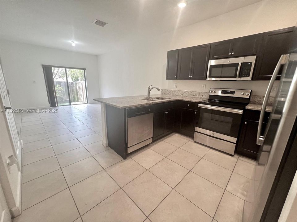 En Renta: $3,300 (3 camas, 3 baños, 1822 Pies cuadrados)