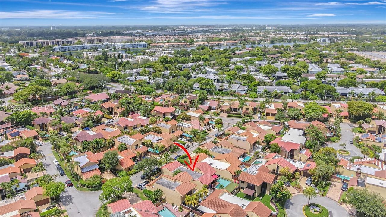 На продажу: $625,000 (3 спален, 2 ванн, 1673 Квадратных фут)