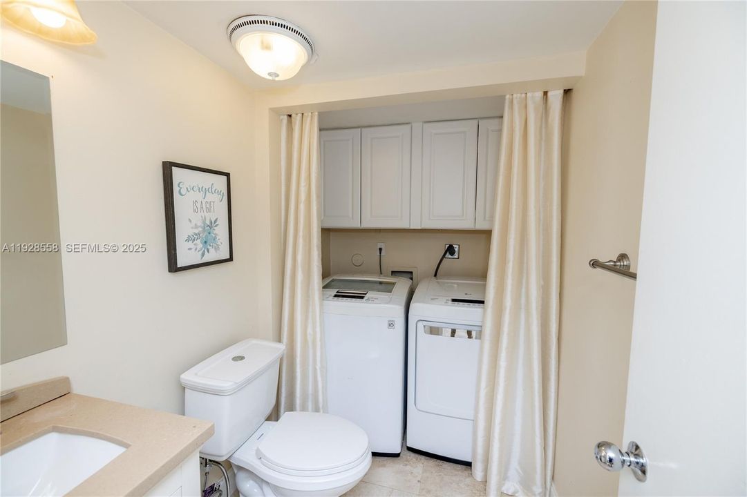 For Sale: $495,000 (3 beds, 2 baths, 1628 Square Feet)