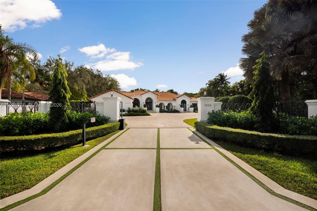 待售: $4,599,000 (6 贝兹, 7 浴室, 5609 平方英尺)