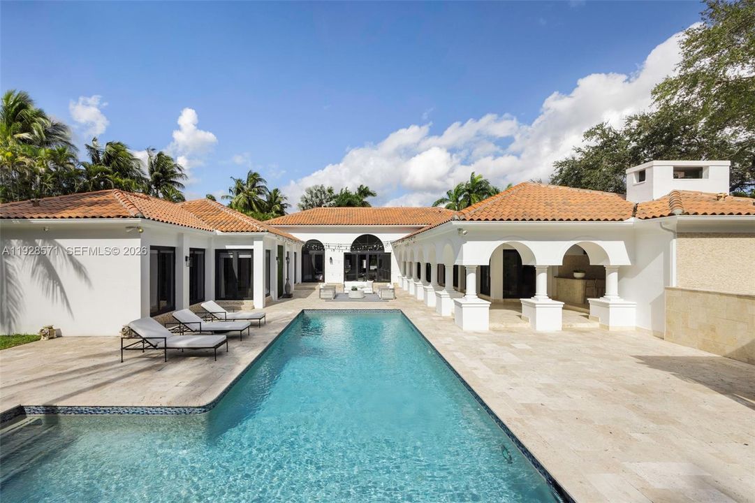 待售: $4,599,000 (6 贝兹, 7 浴室, 5609 平方英尺)