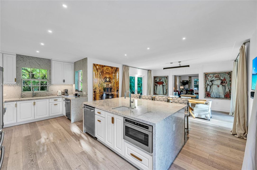 В аренду: $44,000 (4 спален, 4 ванн, 4050 Квадратных фут)