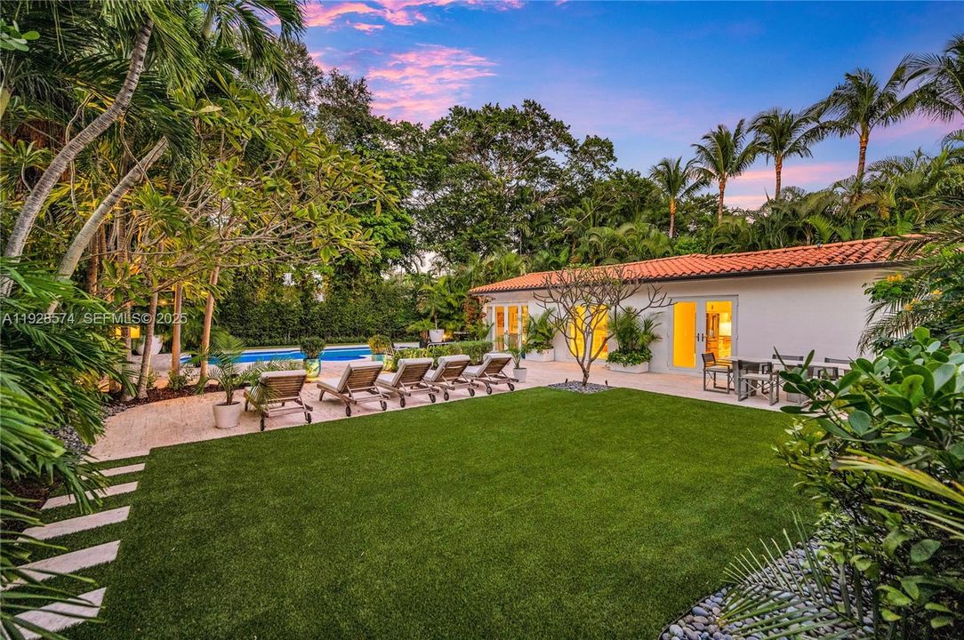 В аренду: $44,000 (4 спален, 4 ванн, 4050 Квадратных фут)