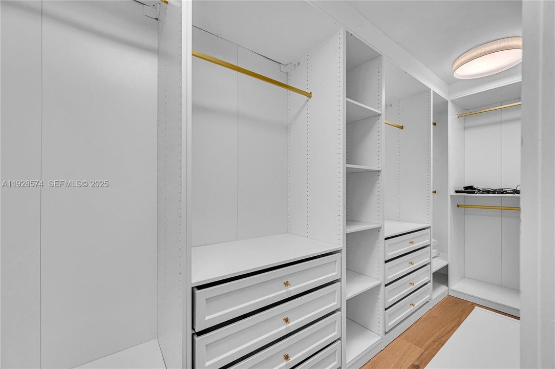 В аренду: $44,000 (4 спален, 4 ванн, 4050 Квадратных фут)