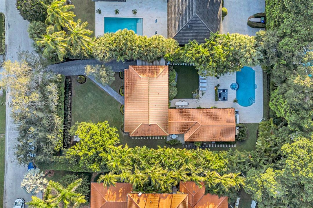 В аренду: $44,000 (4 спален, 4 ванн, 4050 Квадратных фут)