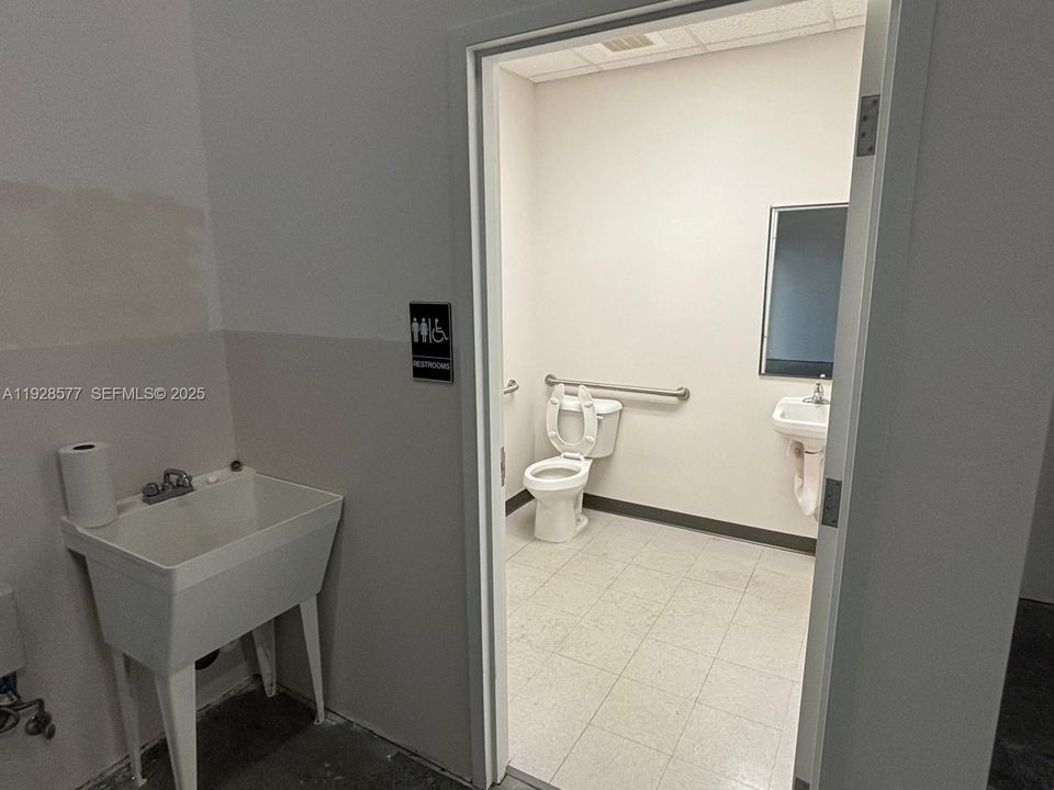 En Renta: $4,750 (0 camas, 0 baños, 0 Pies cuadrados)