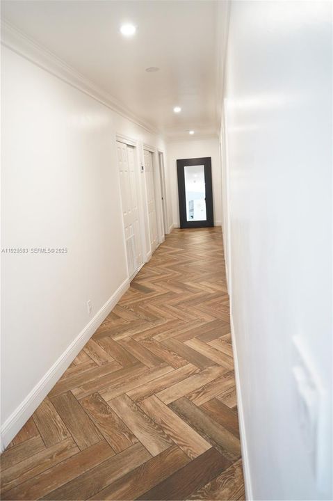 出租: $10,995 (4 贝兹, 4 浴室, 3071 平方英尺)