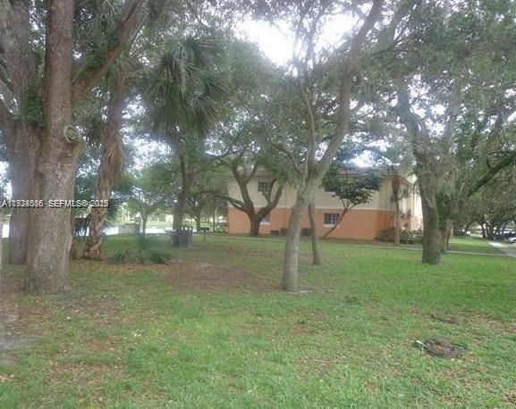 For Rent: $1,700 (1 beds, 1 baths, 659 Square Feet)