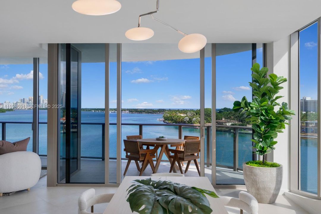 En Venta: $8,700,000 (5 camas, 4 baños, 5073 Pies cuadrados)