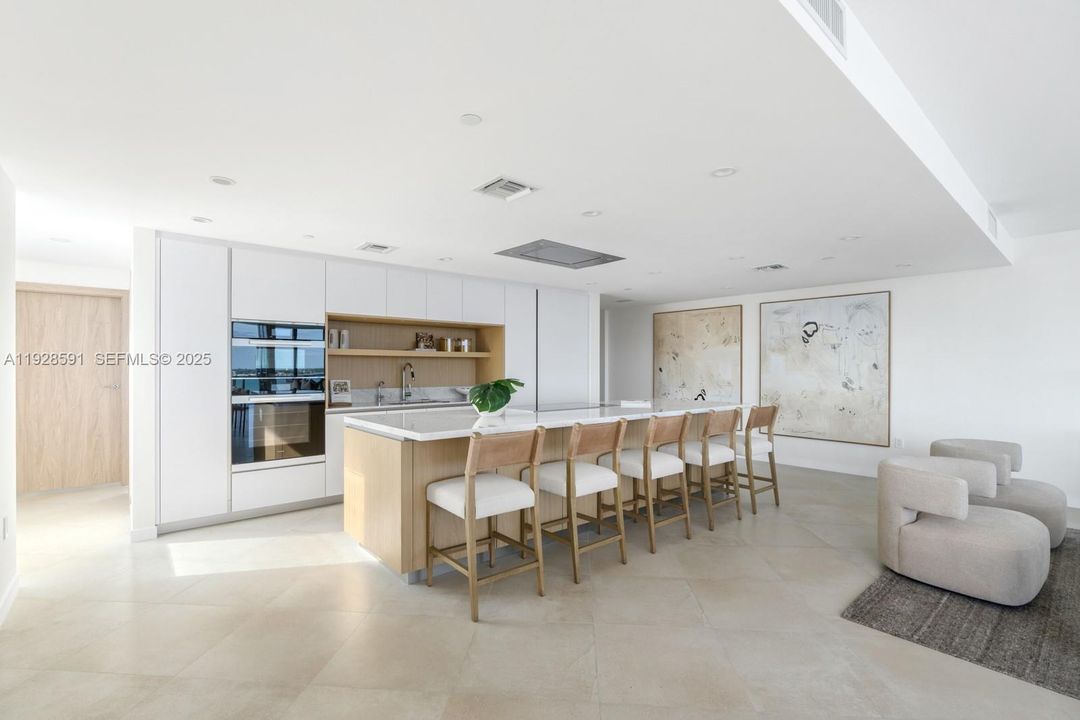 En Venta: $8,700,000 (5 camas, 4 baños, 5073 Pies cuadrados)