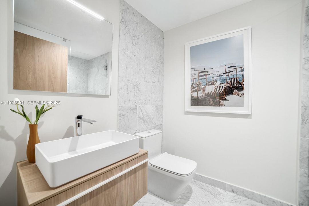 En Venta: $8,700,000 (5 camas, 4 baños, 5073 Pies cuadrados)