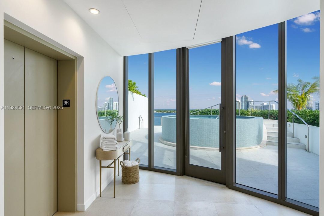 En Venta: $8,700,000 (5 camas, 4 baños, 5073 Pies cuadrados)