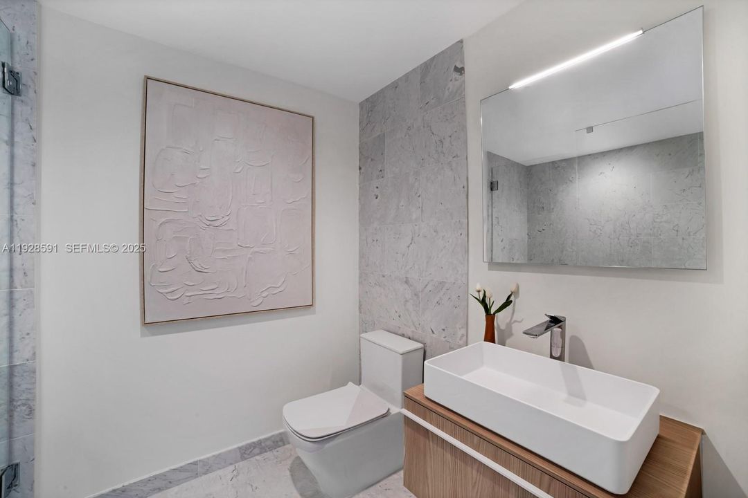 En Venta: $8,700,000 (5 camas, 4 baños, 5073 Pies cuadrados)