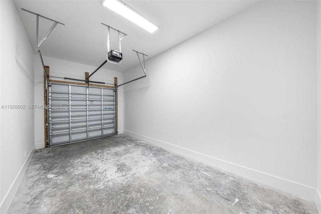 En Renta: $10,500 (3 camas, 3 baños, 2112 Pies cuadrados)