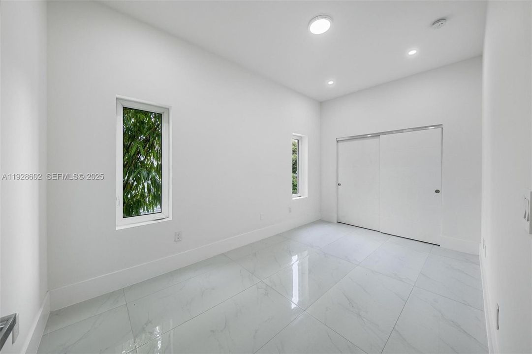 En Renta: $10,500 (3 camas, 3 baños, 2112 Pies cuadrados)