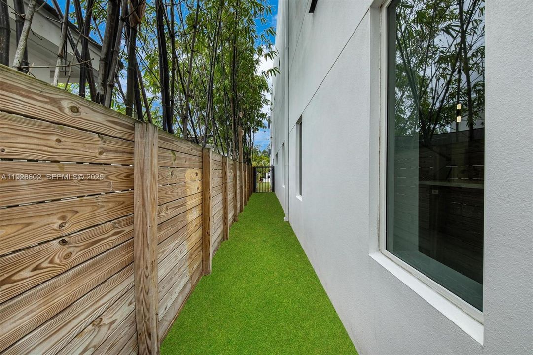 En Renta: $10,500 (3 camas, 3 baños, 2112 Pies cuadrados)