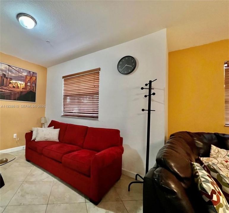 For Rent: $3,300 (3 beds, 2 baths, 1319 Square Feet)