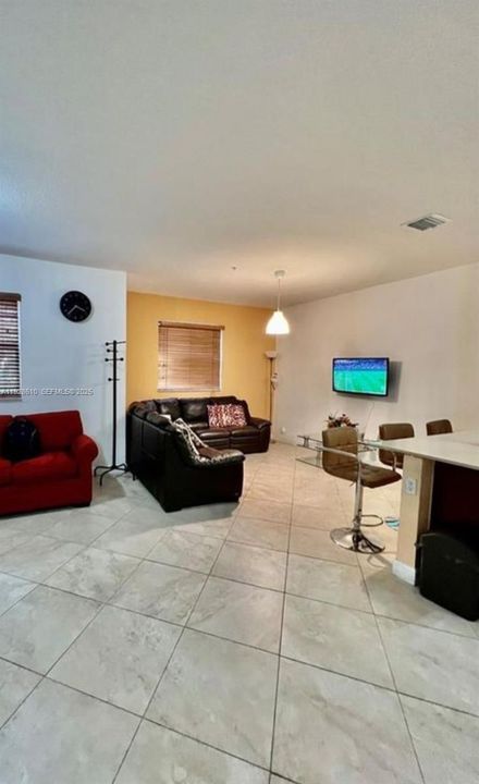 For Rent: $3,300 (3 beds, 2 baths, 1319 Square Feet)