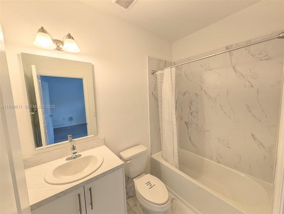 For Rent: $2,600 (4 beds, 3 baths, 1730 Square Feet)