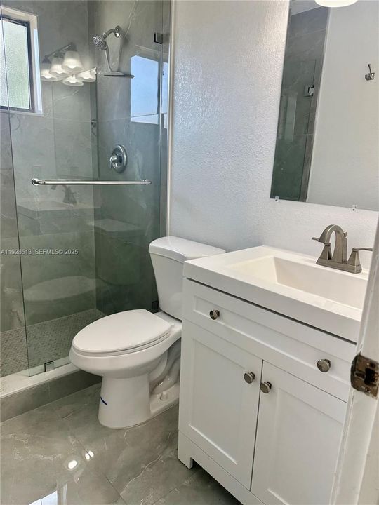 En Renta: $3,200 (3 camas, 2 baños, 2079 Pies cuadrados)