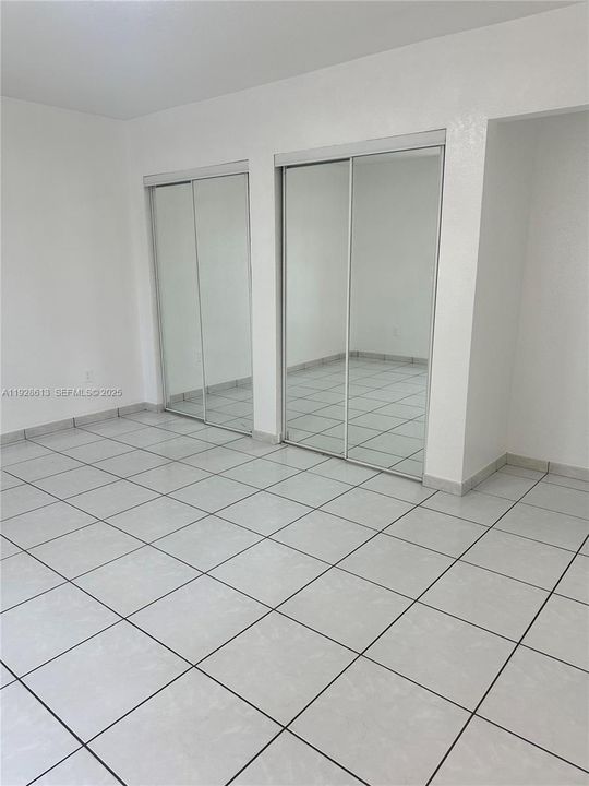 En Renta: $3,200 (3 camas, 2 baños, 2079 Pies cuadrados)