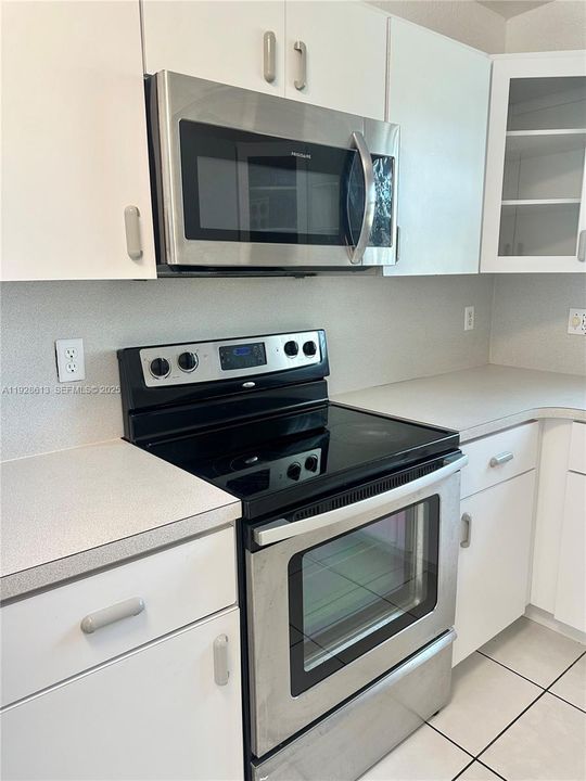 En Renta: $3,200 (3 camas, 2 baños, 2079 Pies cuadrados)